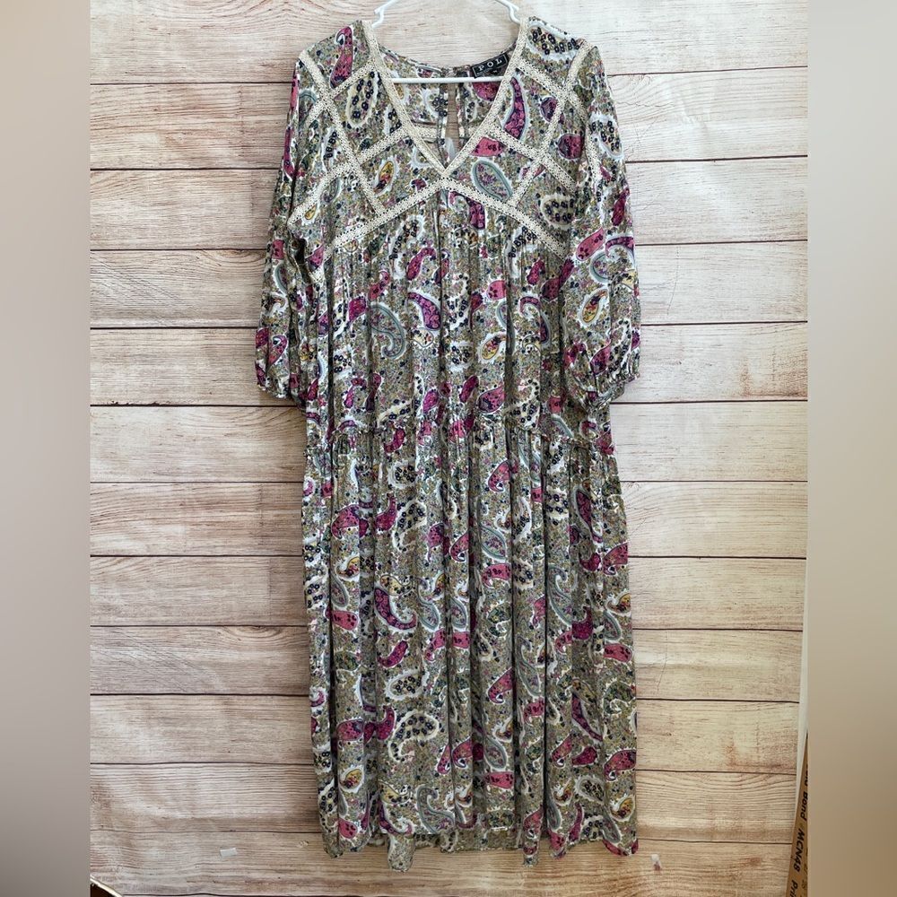 POL BOHO PEASANT MAXI DRESS IN PAISLEY PRINT